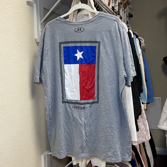 CLOSET CLEAROUT: Mens Under Armour Shirt Sz XXL - Picture 3 of 4